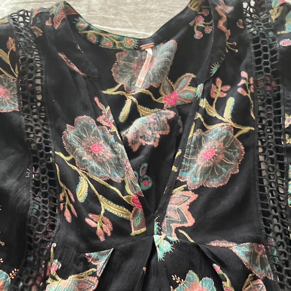Free People Black Floral Top - Picture 3 of 11